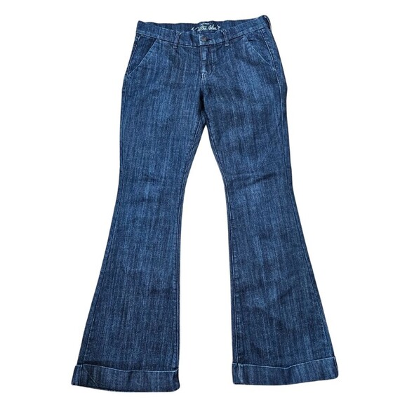 Old Navy Ultra Blue Mid Rise Flared Ankle Cuffed Hem Denim Jeans Size 6 Regular - Picture 1 of 11